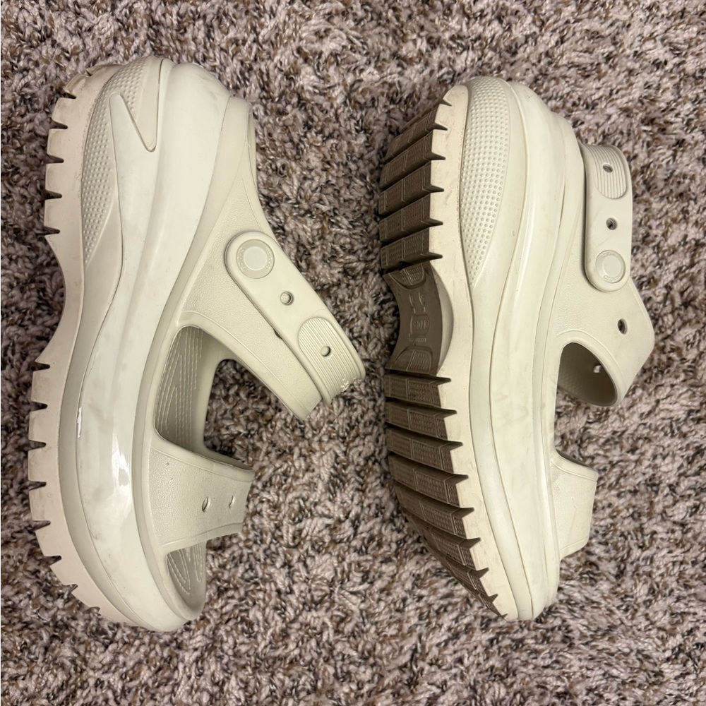 Crocs Classic Mega Crush - Bone